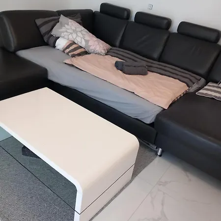 Lina's Vacation In Lägenhet Windhagen