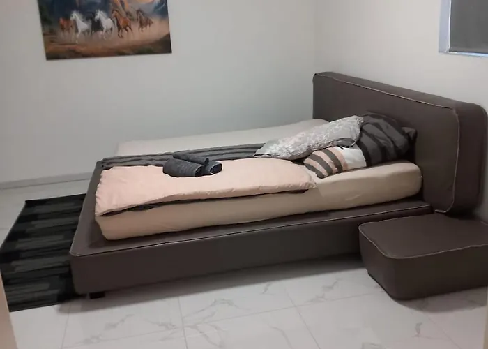 Lina's Vacation In Lägenhet Windhagen